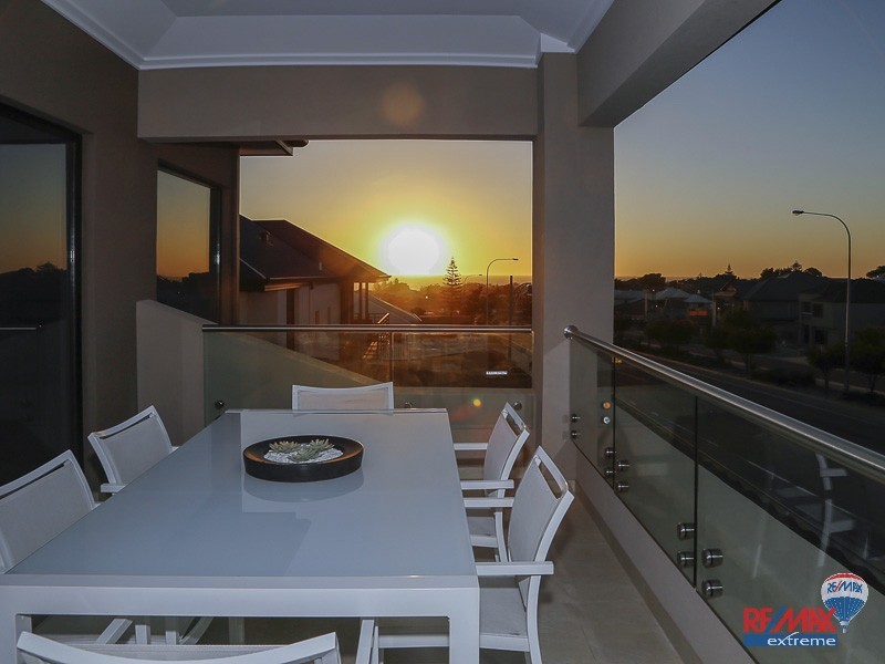 469 Burns Beach Road, Iluka WA 6028