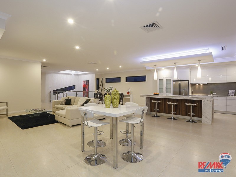 469 Burns Beach Road, Iluka WA 6028