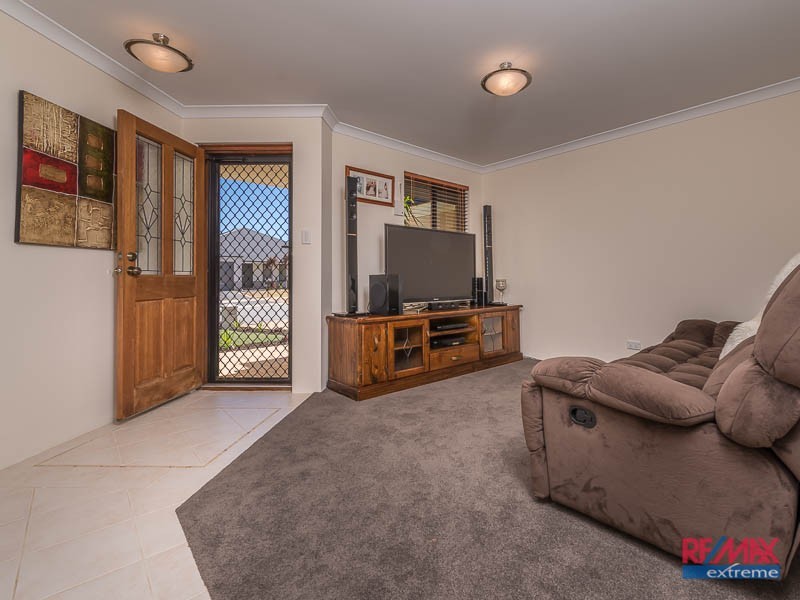 6 Canova Road, Butler WA 6036