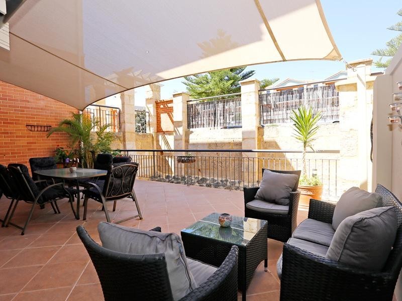 12/14 Itea Place, Mindarie WA 6030
