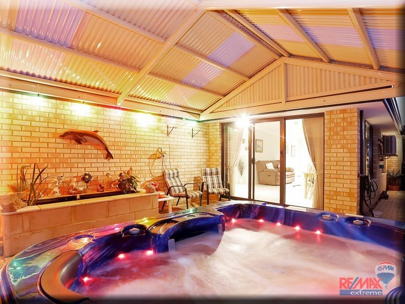 16 Arthog Street, Butler WA 6036