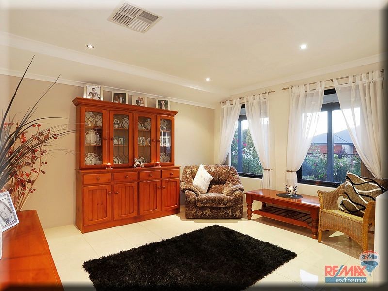 16 Arthog Street, Butler WA 6036