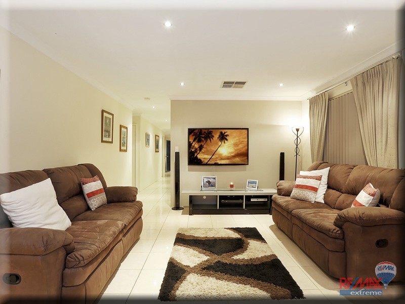 16 Arthog Street, Butler WA 6036