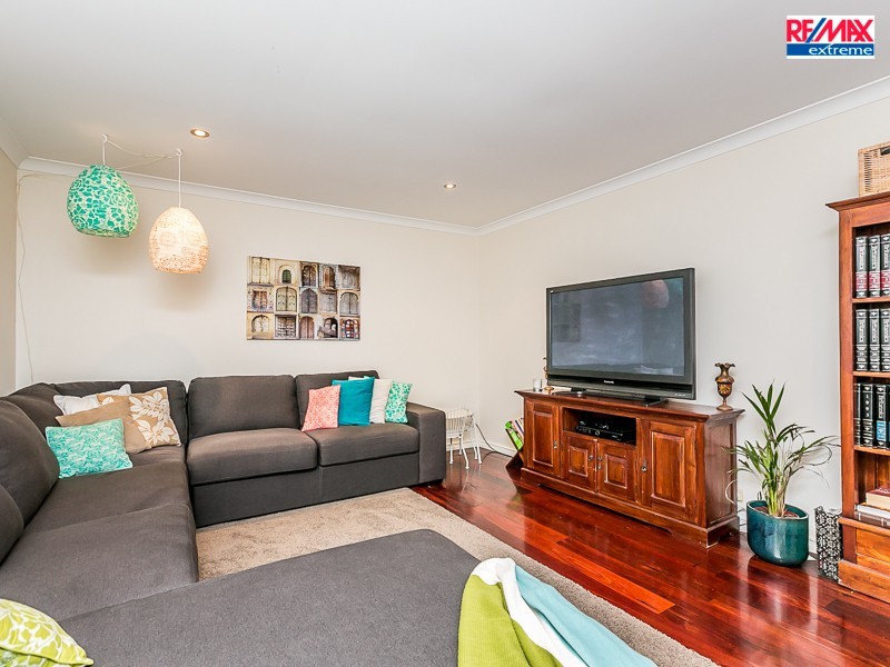 4 Iseo Place, Joondalup WA 6027