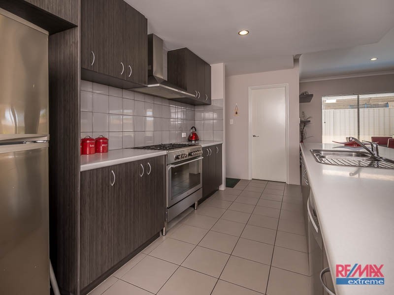 6 Kiev Link, Hocking WA 6065