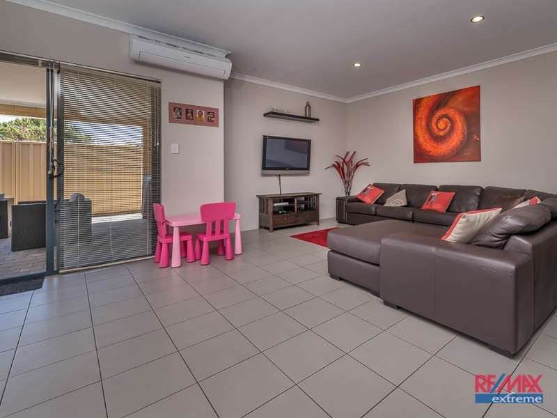 6 Kiev Link, Hocking WA 6065