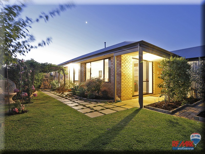 11 Rosegreen Avenue, Butler WA 6036