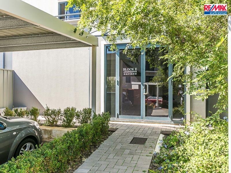 35/1 Sunlander Drive, Currambine WA 6028