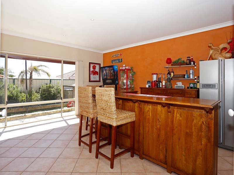 3 Renoir Lane, Currambine WA 6028