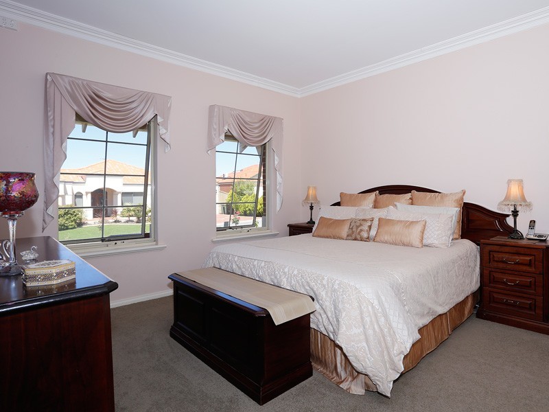 3 Renoir Lane, Currambine WA 6028