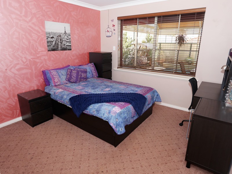 3 Renoir Lane, Currambine WA 6028