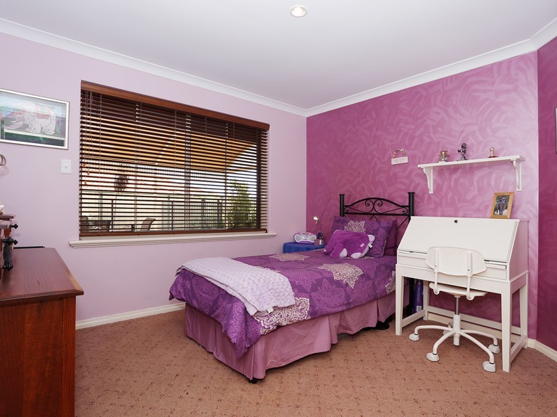 3 Renoir Lane, Currambine WA 6028