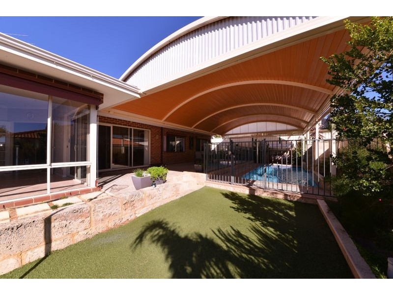 3 Renoir Lane, Currambine WA 6028