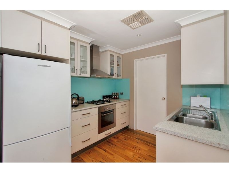 27 Midsummer Circle, Ellenbrook WA 6069