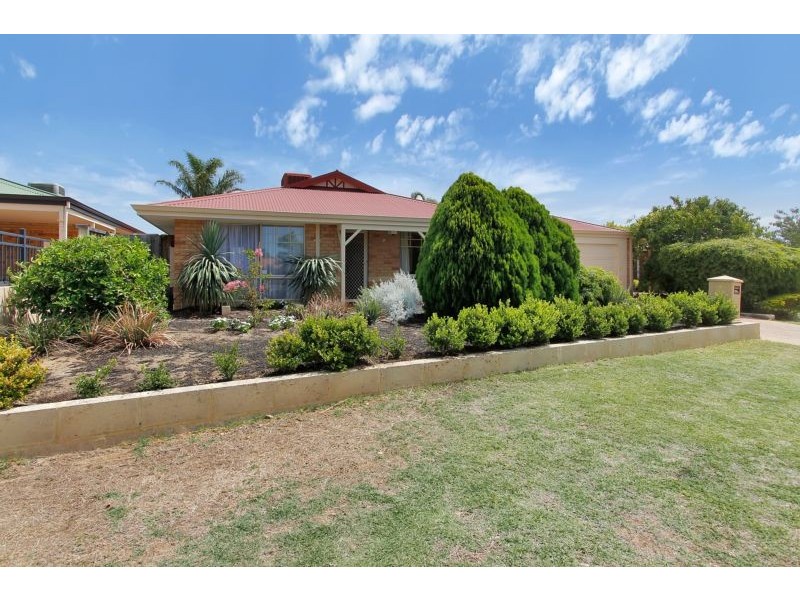 27 Midsummer Circle, Ellenbrook WA 6069