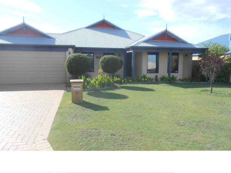 16 Dunsfold Street, Butler WA 6036