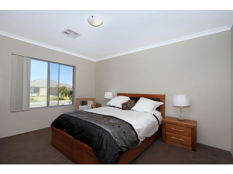 44 Broadford Avenue, Butler WA 6036