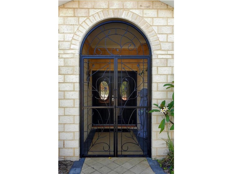 19 Gilbank Crescent, Kinross WA 6028