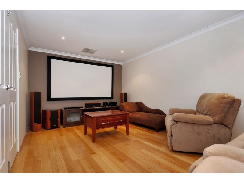 19 Gilbank Crescent, Kinross WA 6028