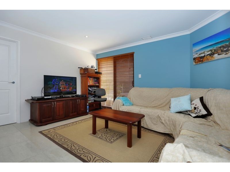 19 Gilbank Crescent, Kinross WA 6028