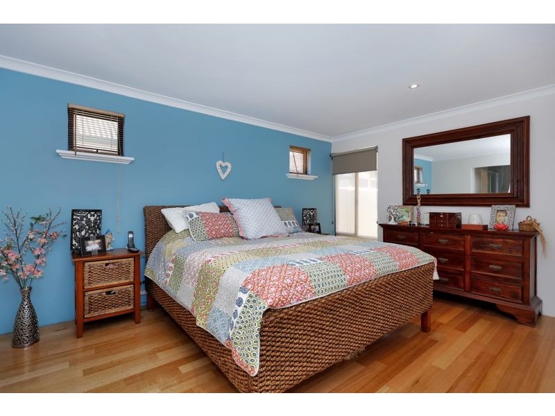 19 Gilbank Crescent, Kinross WA 6028