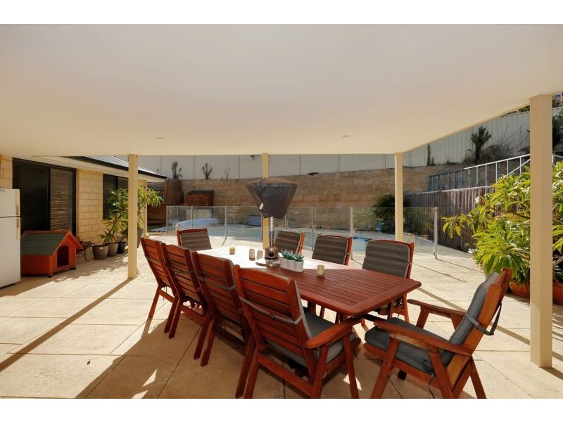 19 Gilbank Crescent, Kinross WA 6028