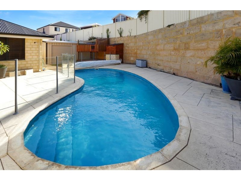 19 Gilbank Crescent, Kinross WA 6028