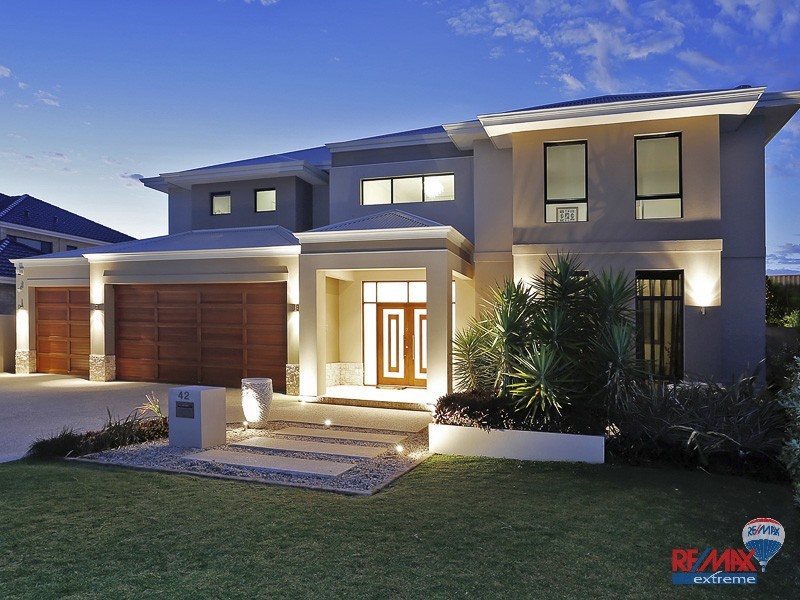 42 Atlantic Ave, Iluka WA 6028