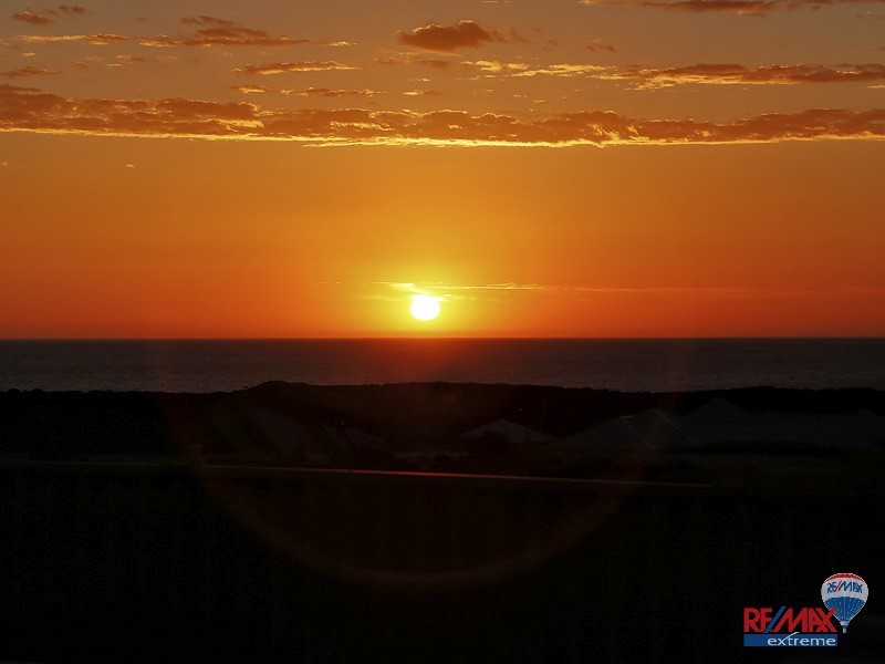 42 Atlantic Ave, Iluka WA 6028