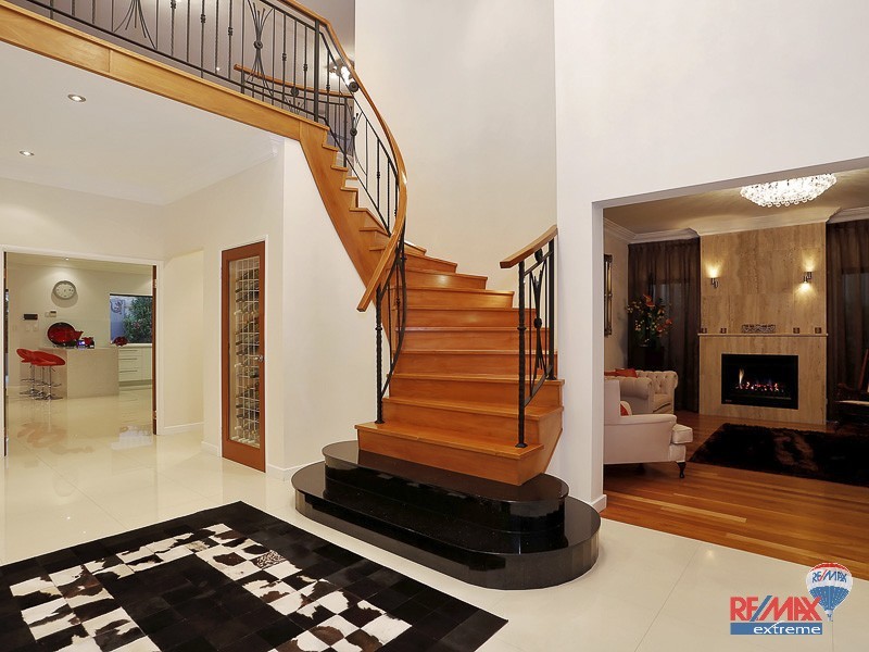 42 Atlantic Ave, Iluka WA 6028