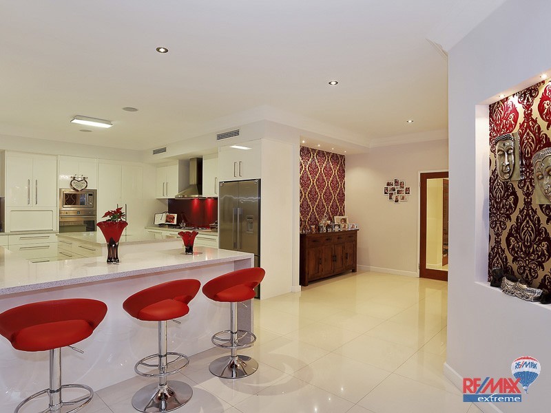 42 Atlantic Ave, Iluka WA 6028