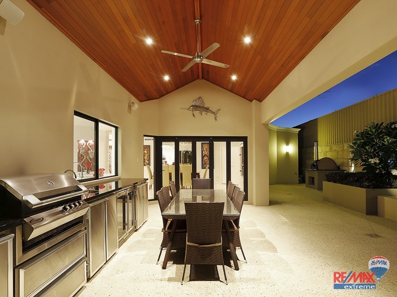 42 Atlantic Ave, Iluka WA 6028