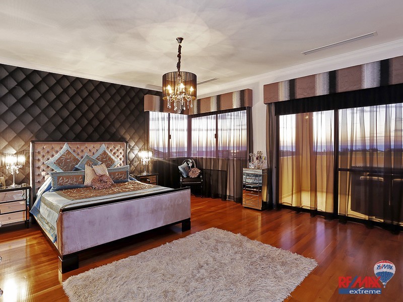 42 Atlantic Ave, Iluka WA 6028