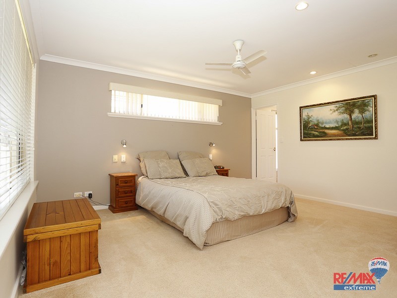 22 Parkstone Retreat, Currambine WA 6028
