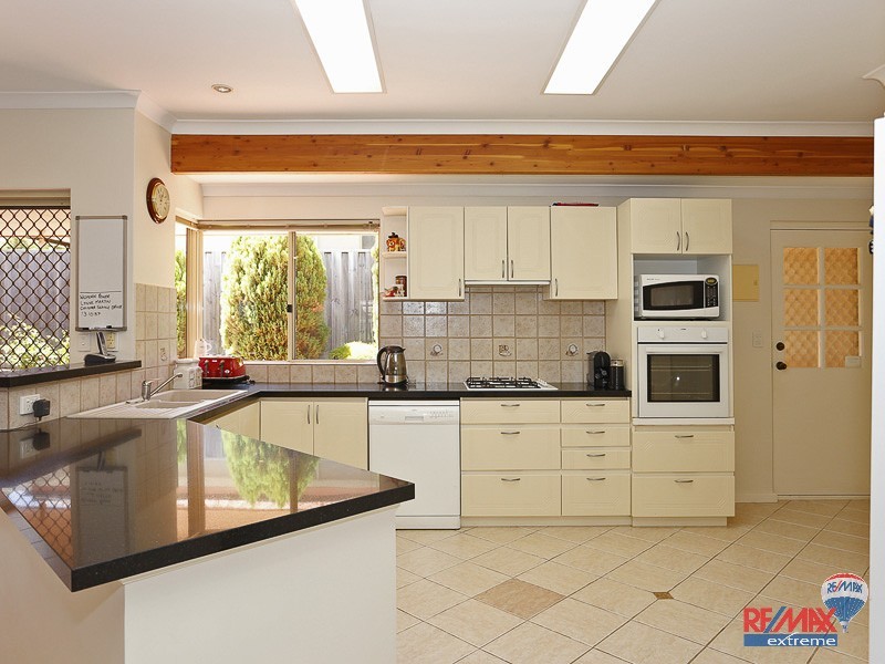 22 Parkstone Retreat, Currambine WA 6028