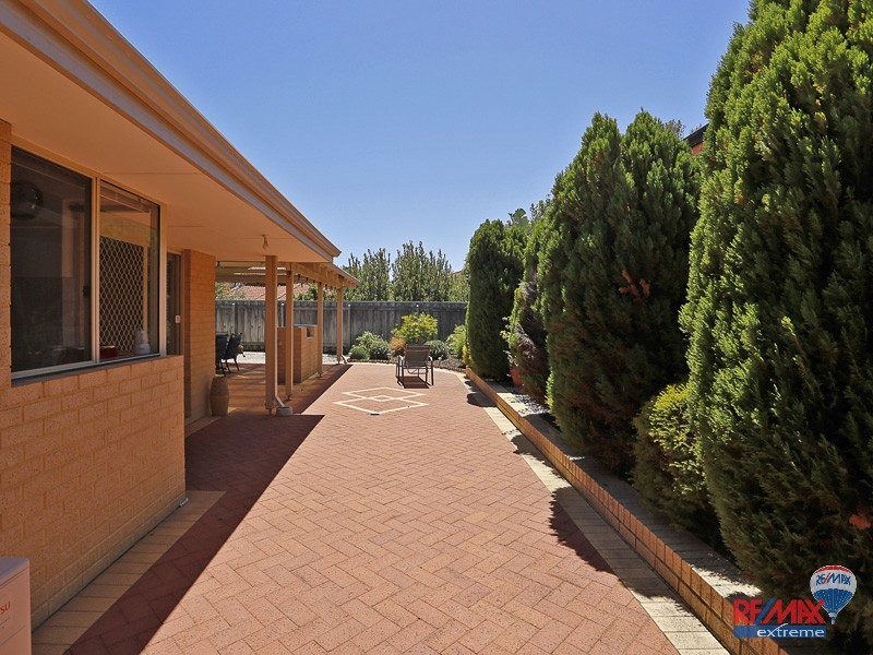 22 Parkstone Retreat, Currambine WA 6028
