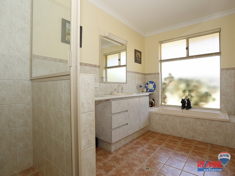 22 Parkstone Retreat, Currambine WA 6028