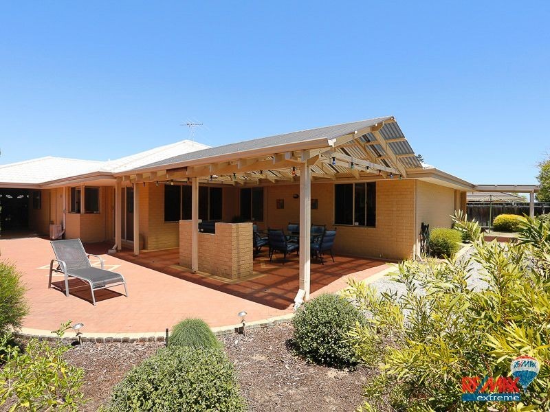 22 Parkstone Retreat, Currambine WA 6028