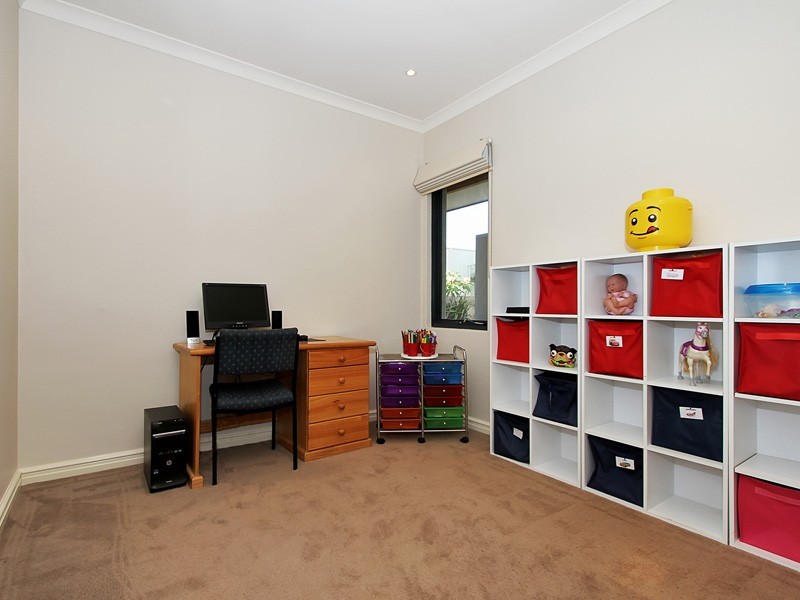 49 Abbey Green Road, Banksia Grove WA 6031