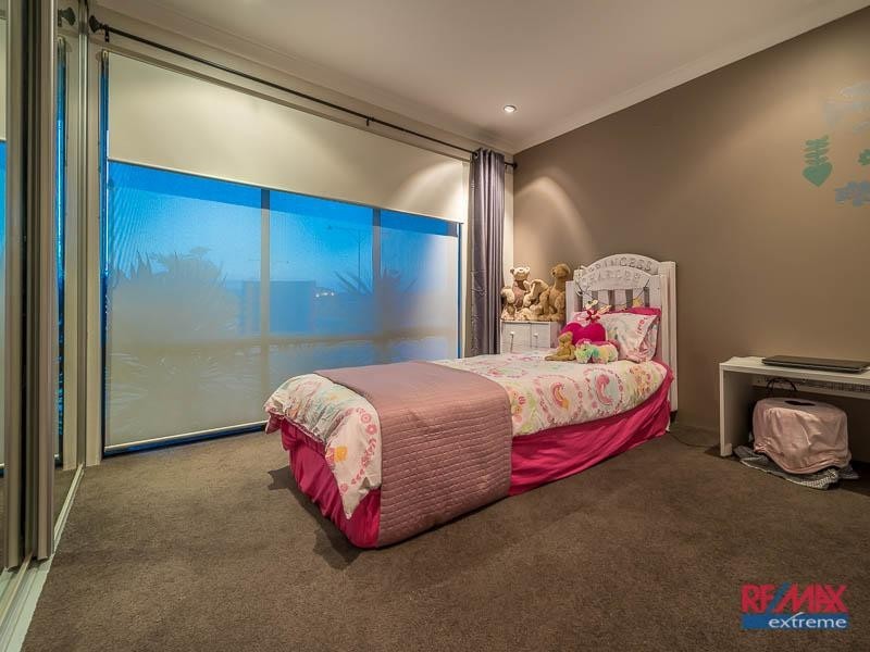 1 Builth Way, Butler WA 6036