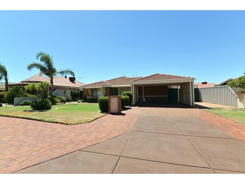 6 Bibbulmun Entrance, Sinagra WA 6065