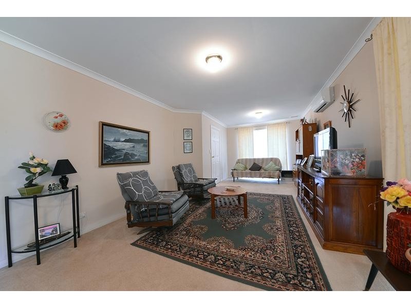 6 Bibbulmun Entrance, Sinagra WA 6065