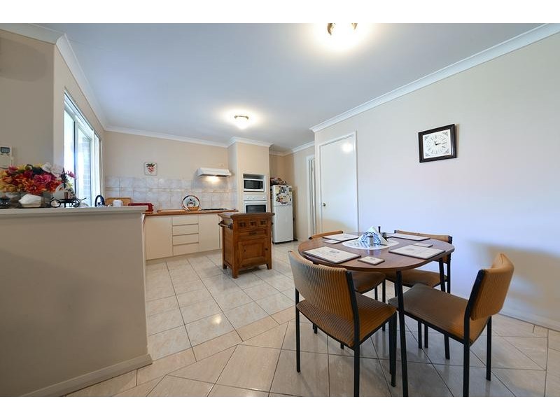 6 Bibbulmun Entrance, Sinagra WA 6065