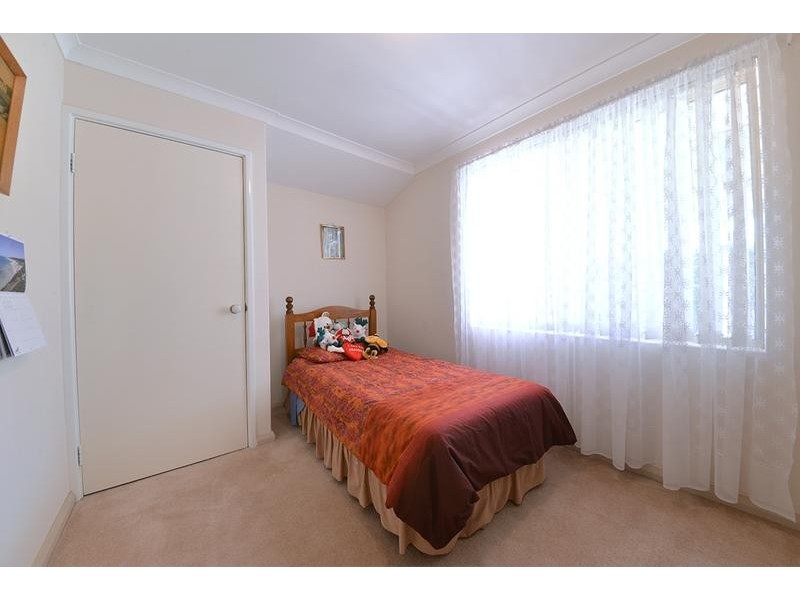 6 Bibbulmun Entrance, Sinagra WA 6065