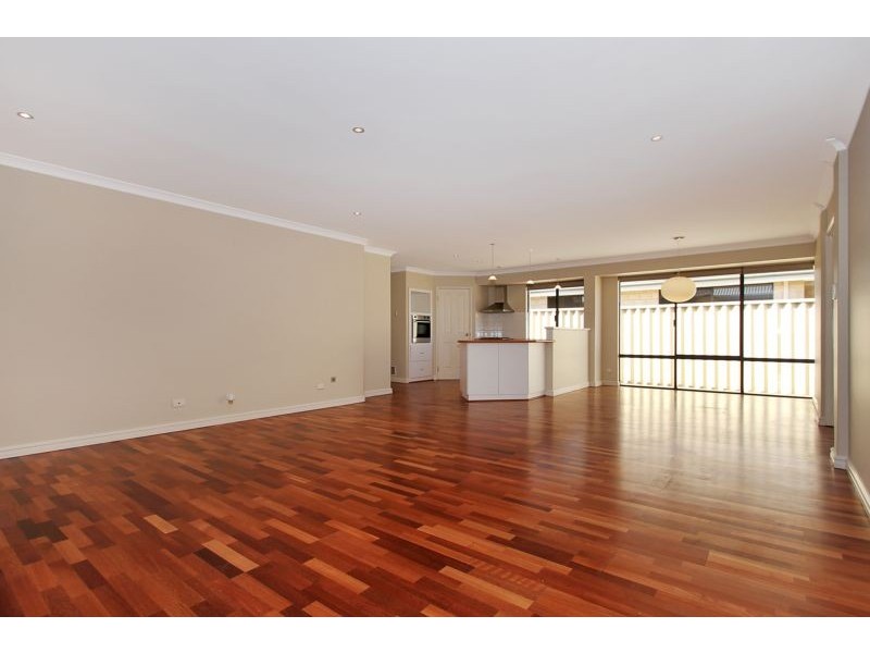 8 Benenden Avenue, Butler WA 6036