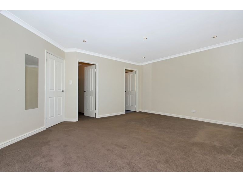 8 Benenden Avenue, Butler WA 6036