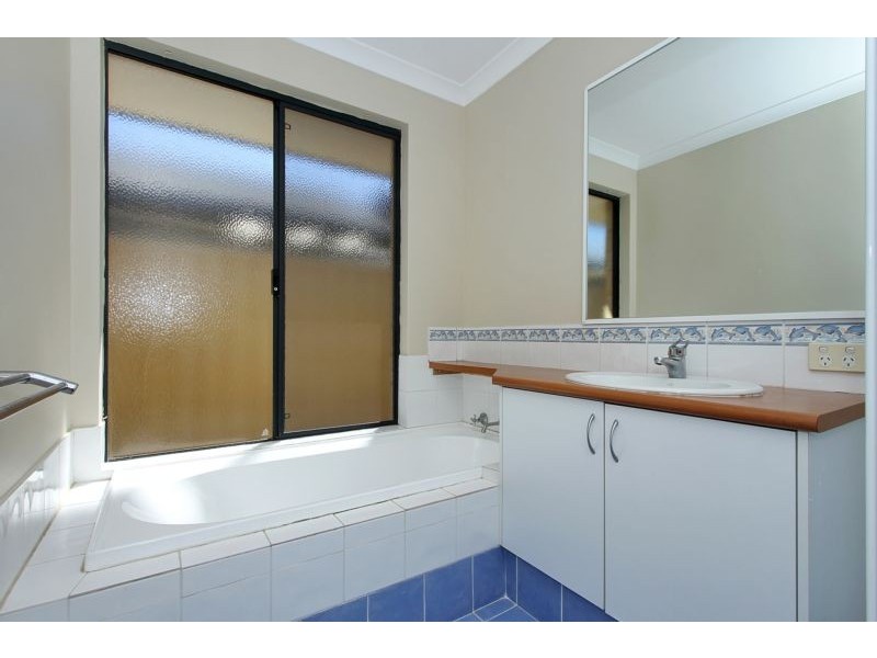 8 Benenden Avenue, Butler WA 6036