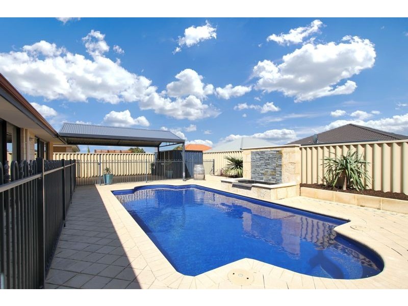 8 Benenden Avenue, Butler WA 6036