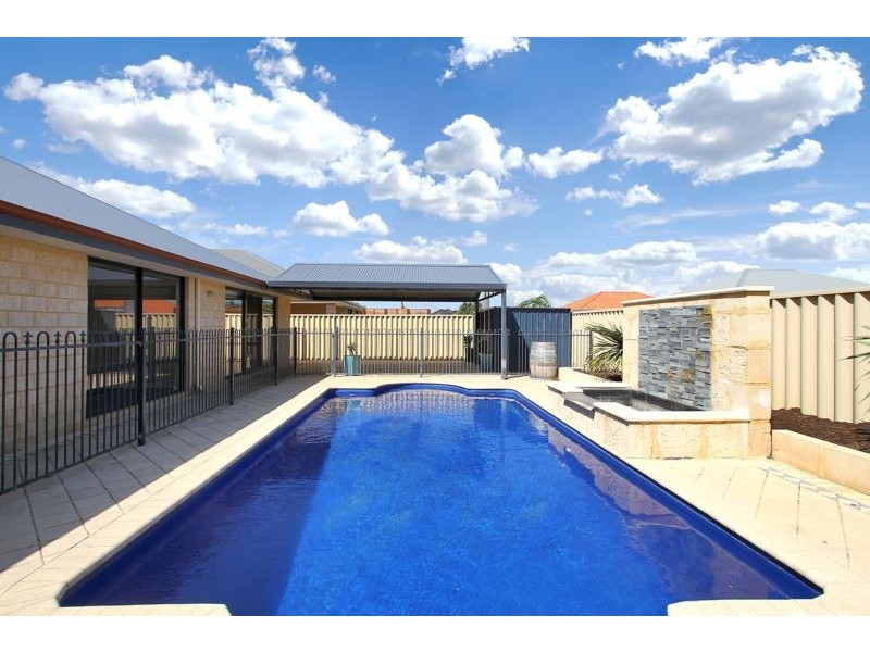 8 Benenden Avenue, Butler WA 6036