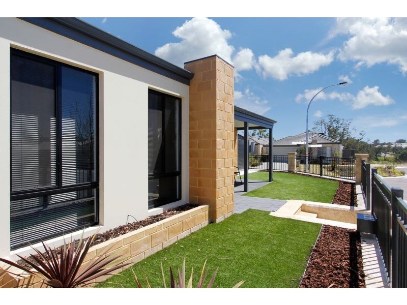 33 Cochrane Loop, Aveley WA 6069